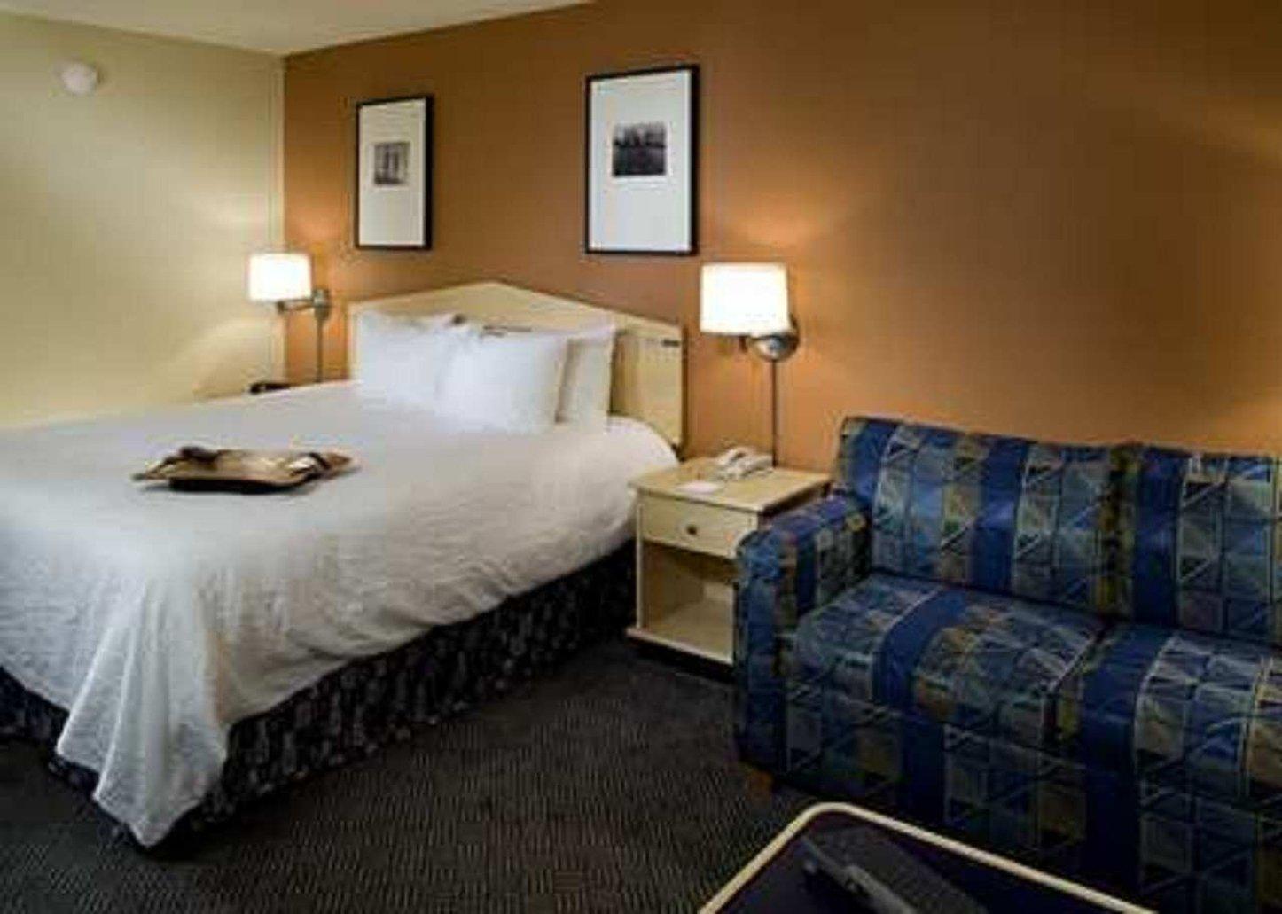 Hotel Hampton Downtown 3*